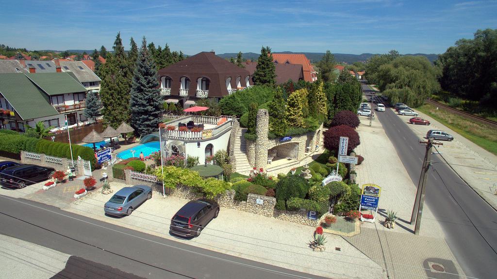 Steinhaus Bed & Breakfast Keszthely Exterior foto