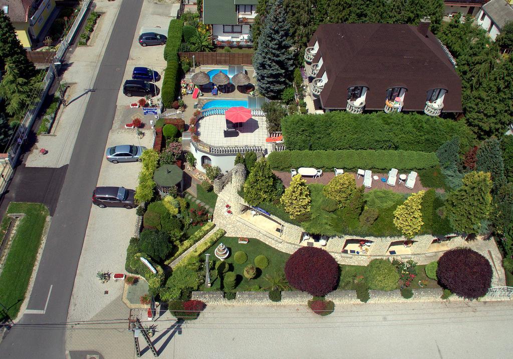 Steinhaus Bed & Breakfast Keszthely Exterior foto